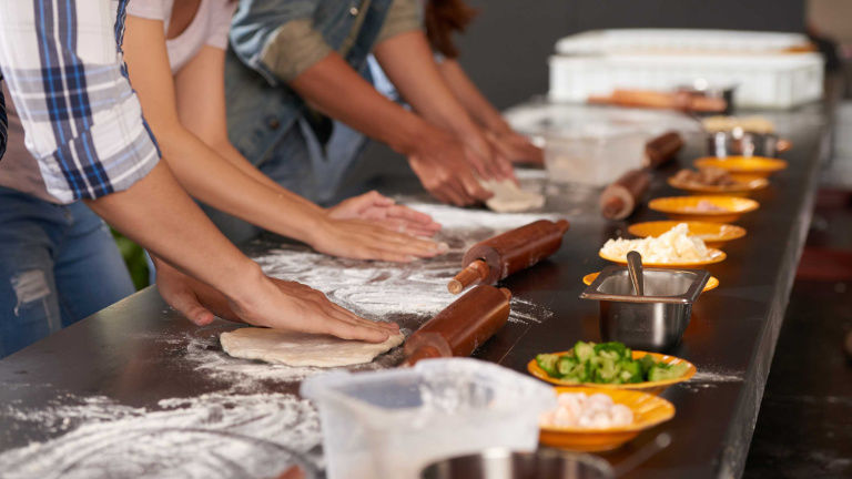 Dal Fridge Diving al Guerilla Cooking, per affrontare le sfide globali